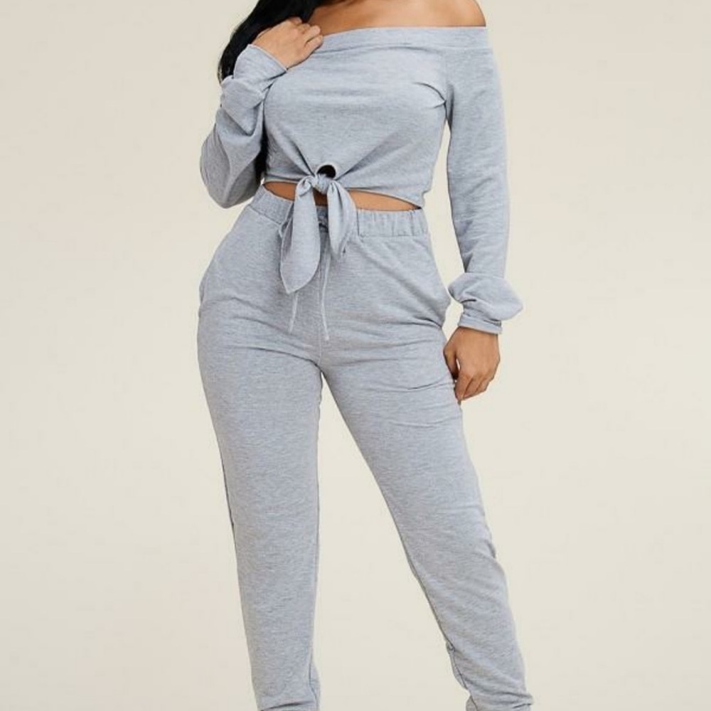 Sexy Shoulder Jogger Set